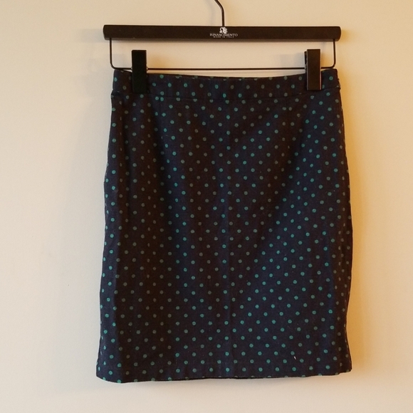 GAP | Dark Blue Skirt with Green mini polka dots - Picture 1 of 3